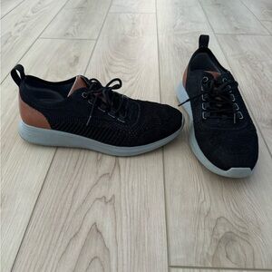 JOHNSTON & MURPHY MENS SHOES